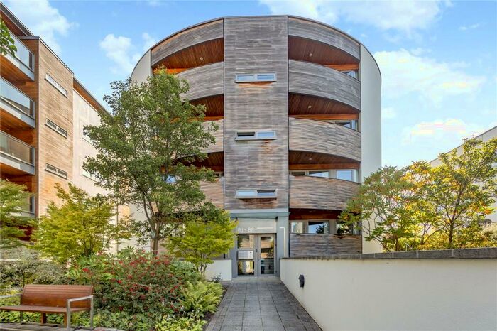 2 Bedroom Apartment To Rent In Century Court, Montpellier Grove, Cheltenham, Gloucestershire, GL50