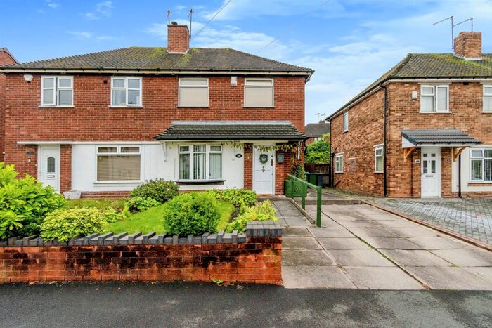 2 Bedroom Semi-Detached House To Rent In Devon Road, Wednesbury, WS10