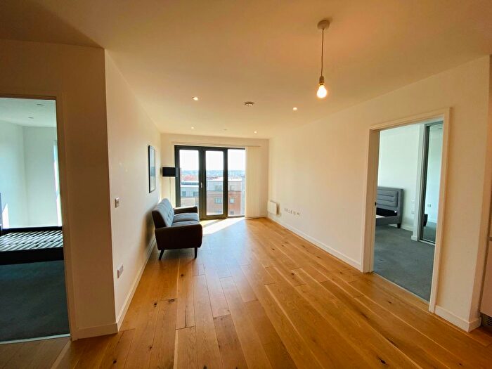 2 Bedroom Flat For Sale In The Axium, Windmill Street, Birmingham, B1