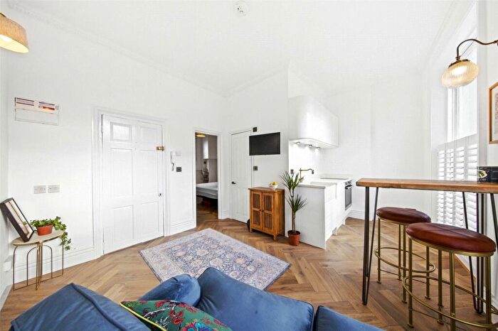 1 Bedroom Flat To Rent In Belgrave Gardens, St John's Wood, NW8