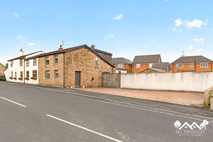3 Bedroom Semi-Detached House For Sale In School Lane, Guide, Blackburn, BB1