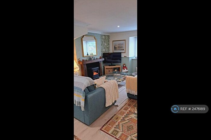 2 Bedroom End Of Terrace House To Rent In East Street, Bridport, DT6