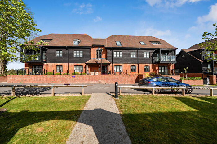 1 Bedroom Retirement Property For Sale In Mortimer Drive, Romsey, Hampshire, SO51