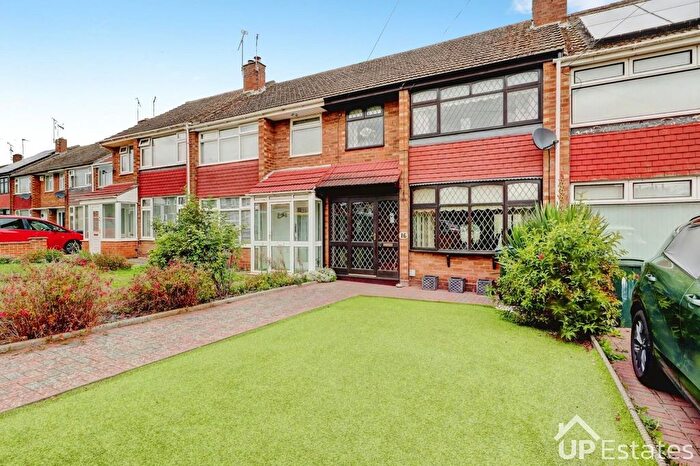 3 Bedroom Terraced House For Sale In Armscott Road, Coventry, CV2