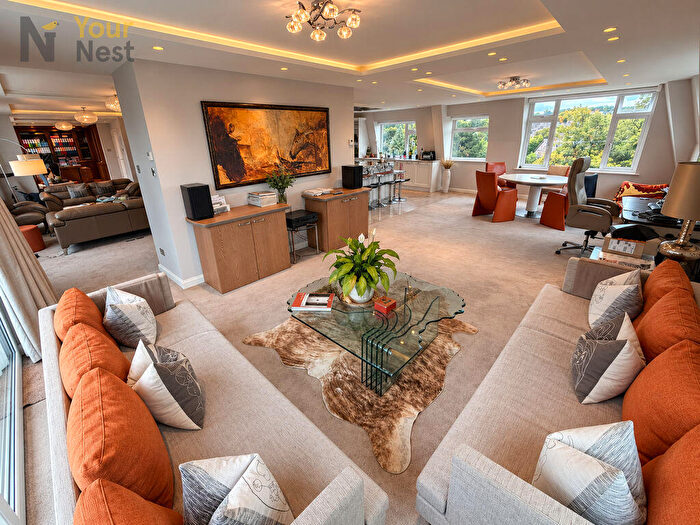 3 Bedroom Penthouse To Rent In Strayside Court, Victoria Road, Harrogate, HG2