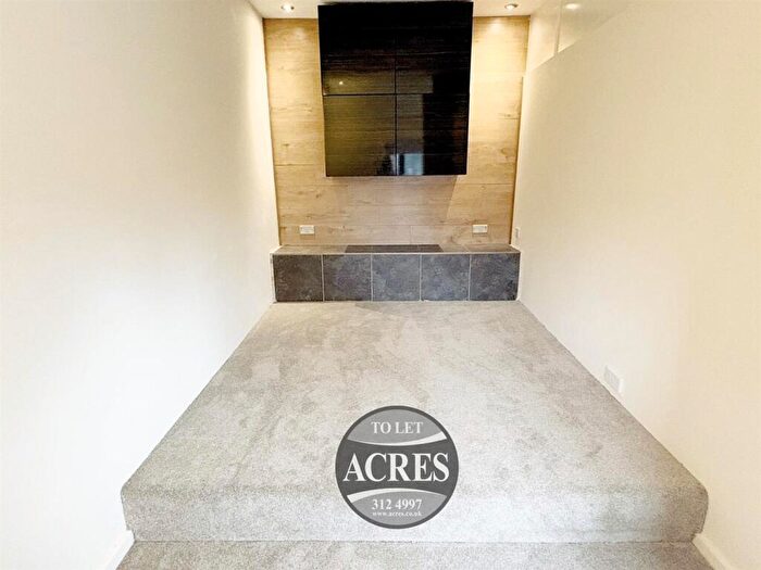 1 Bedroom Flat To Rent In Walmley Road, Sutton Coldfield, B76