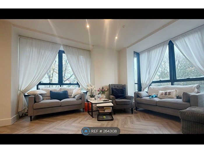 1 Bedroom Flat To Rent In Hatfield Road, St Albans, AL1