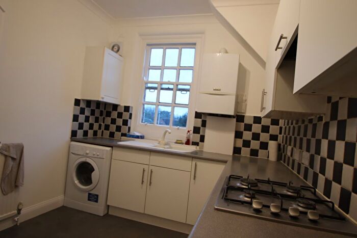 3 Bedroom Maisonette To Rent In Fore Street, London, N9