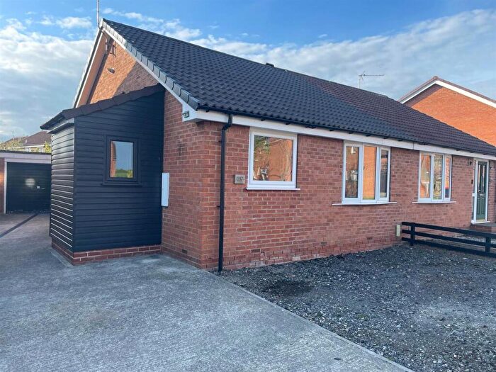 2 Bedroom Semi-Detached Bungalow For Sale In Valley Road, Northallerton, DL6