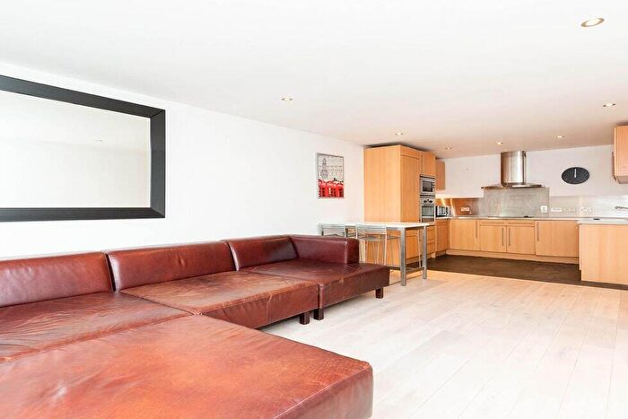 2 Bedroom Flat To Rent In Inverness Street, Camden, NW1