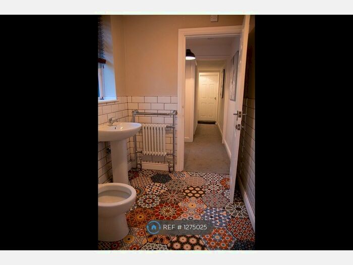 2 Bedroom Terraced House To Rent In North Avenue, Leek ST13