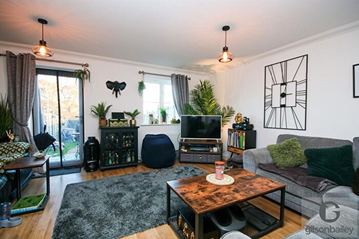 3 Bedroom Terraced House For Sale In Vanguard Chase, Norwich, NR5