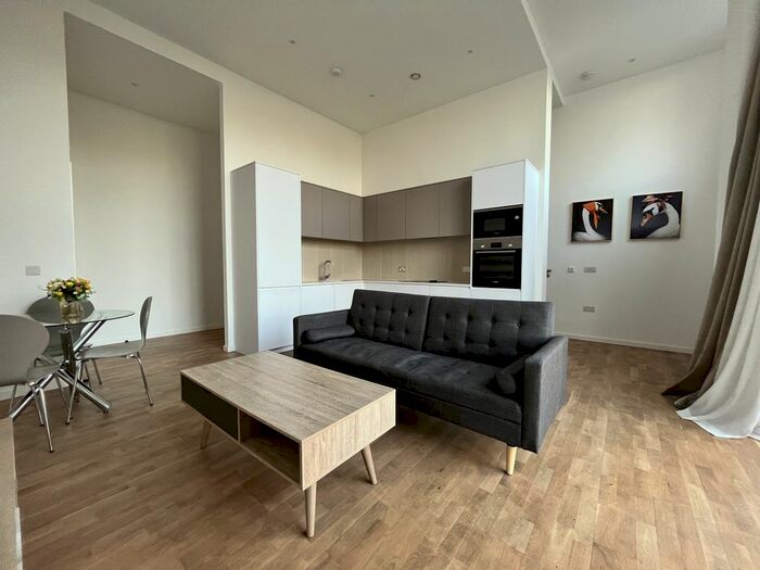 2 Bedroom Flat To Rent In Meranti Apartments, London, SE8