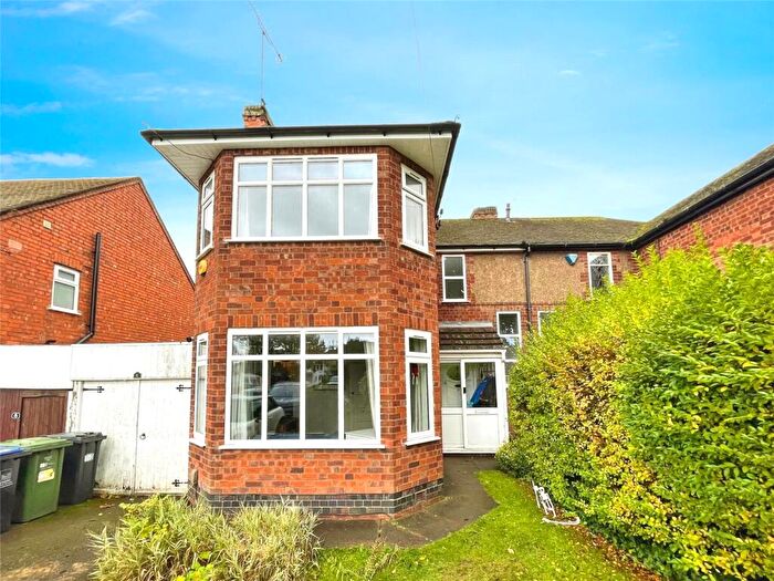 3 Bedroom Semi Detached House For Sale In Crackley Hill, Coventry Road, Kenilworth, CV8