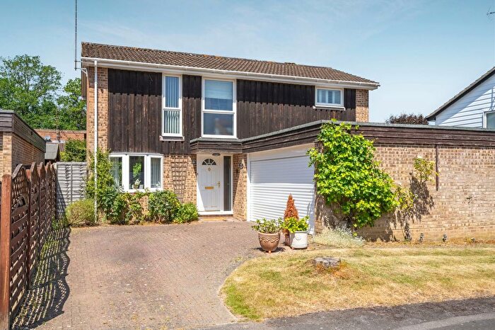 4 Bedroom Detached House For Sale In Cavendish Meads, Sunninghill, SL5