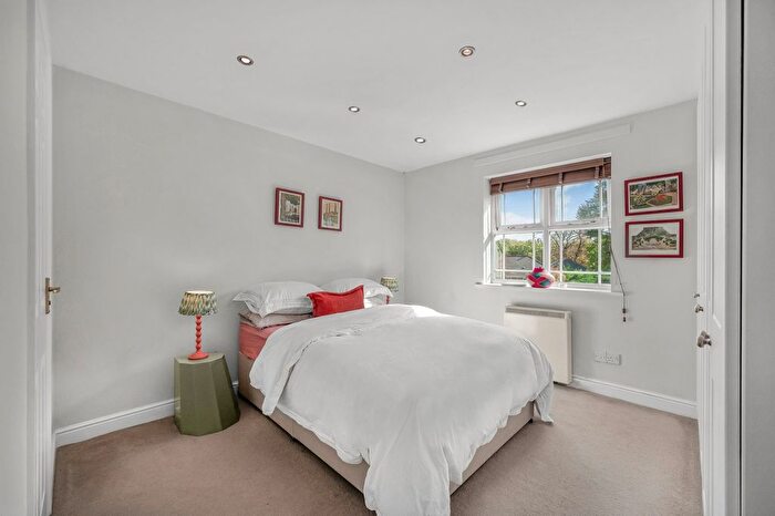 2 Bedroom Flat For Sale In John Archer Way, Wandsworth Common, SW18