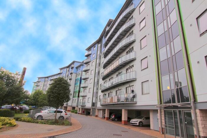 2 Bedroom Flat To Rent In Wave Close, Walsall, WS2