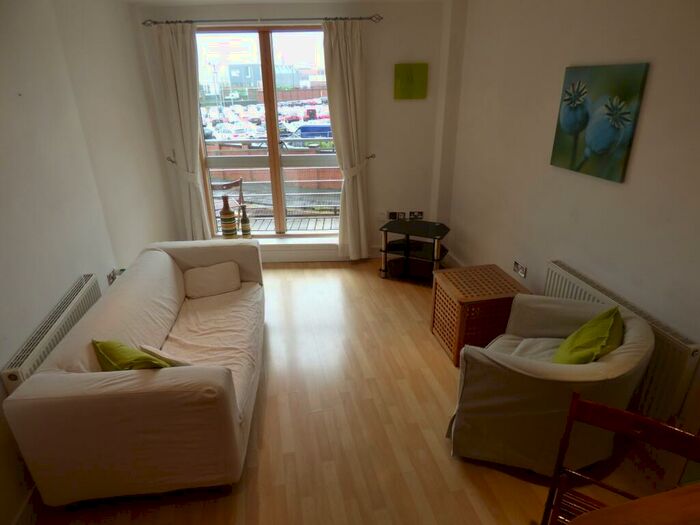 1 Bedroom Flat To Rent In Cromwell Court Brewery Wharf, LS10