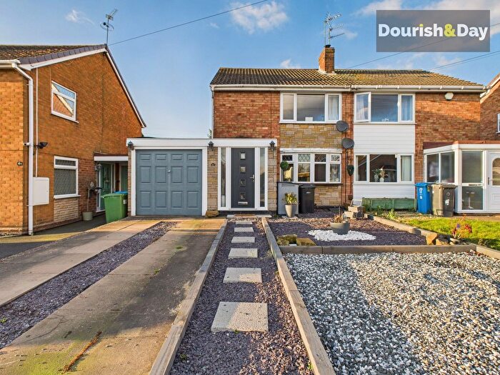 3 Bedroom Semi-Detached House For Sale In Wood Avenue, Coven, WV9