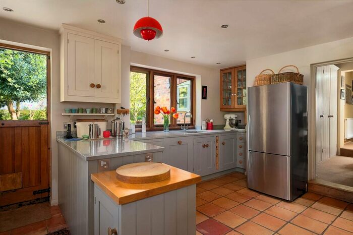 5 Bedroom Detached House For Sale In Moor End, Frieth, Henley-On-Thames, RG9