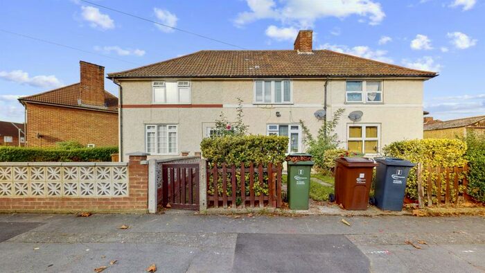 3 Bedroom Terraced House To Rent In Cotesmore Gardens, Dagenham, RM8