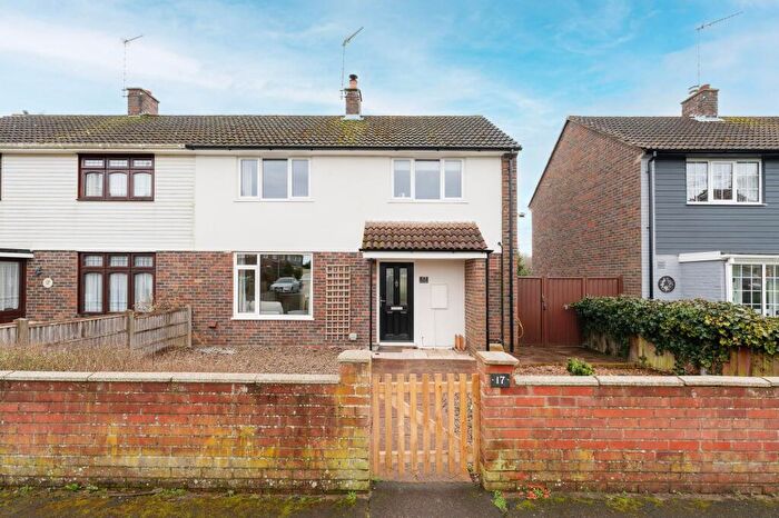 3 Bedroom Semi-Detached House For Sale In Lakeside Rise, Blundeston, NR32