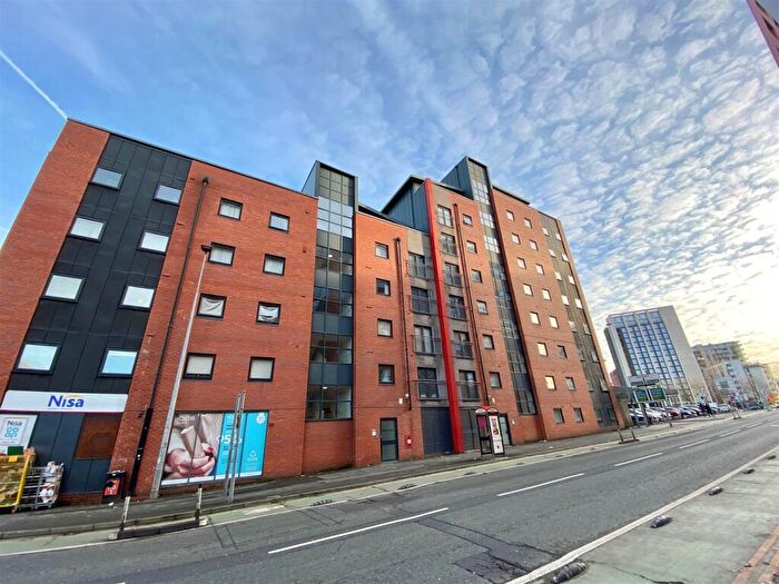 2 Bedroom Apartment To Rent In Delta Point, Blackfriars Road, Salford, M3