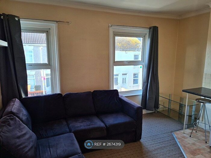 1 Bedroom Flat To Rent In Andover Street, Swindon, SN1