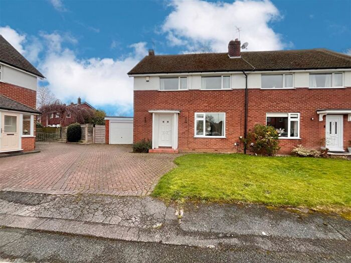 3 Bedroom Semi Detached House For Sale In Willow Drive, Handforth, Wilmslow, SK9