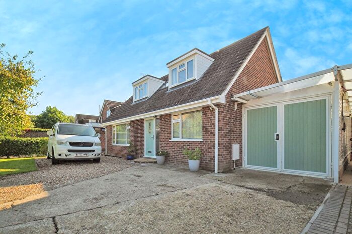 3 Bedroom Detached House For Sale In Pine Close, Landford, Salisbury, Wiltshire, SP5