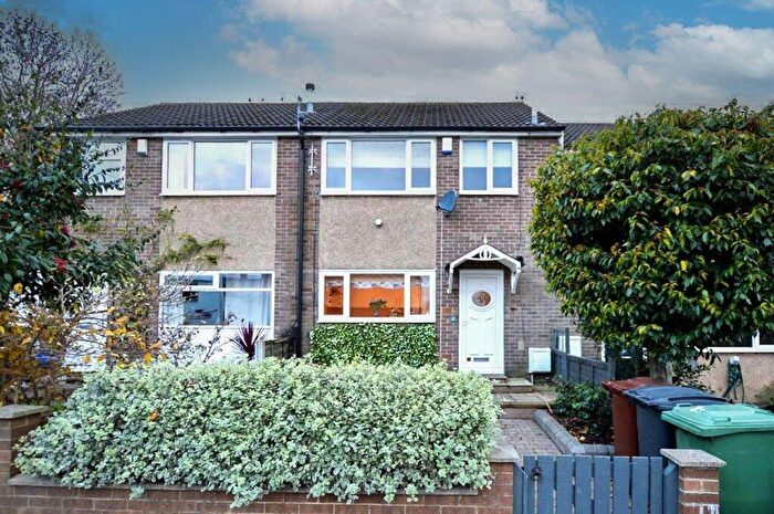 3 Bedroom Terraced House For Sale In Smalewell Green, Pudsey, West Yorkshire, LS28
