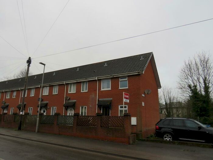 2 Bedroom House To Rent In New Road, Gillingham, SP8