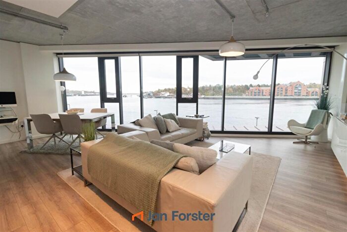 2 Bedroom Apartment For Sale In Duke Street, Smiths Dock, North Shields, NE29