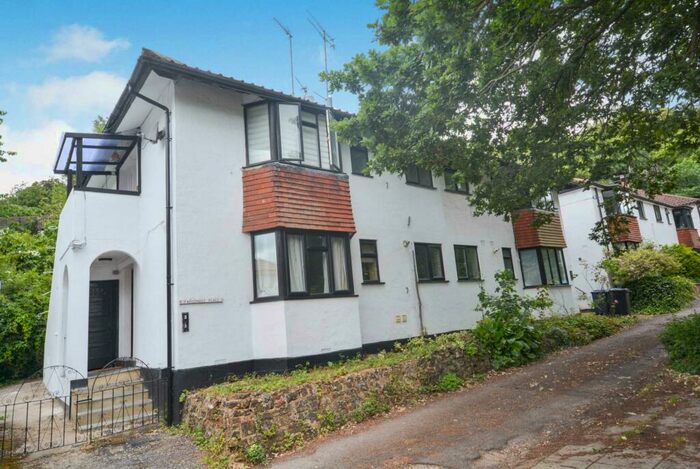 2 Bedroom Maisonette To Rent In Parsonage Place, Amersham, HP6