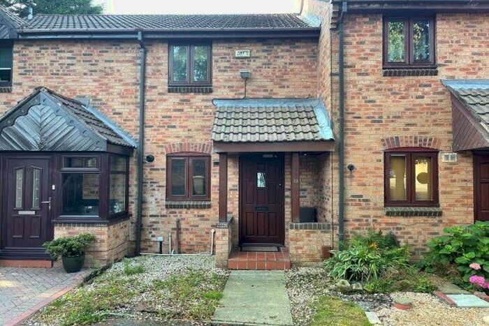 2 Bedroom Mews To Rent In Greensmith Way, Bolton, BL5