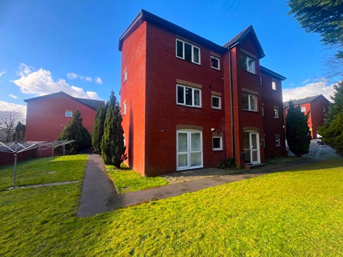 1 Bedroom Flat To Rent In Cobden Avenue, Southampton, Hampshire, SO18