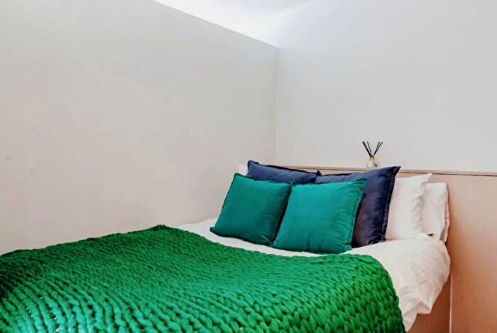 1 Bedroom Flat To Rent In Union Street, Sheffield, S1