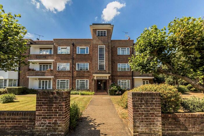 2 Bedroom Flat To Rent In Eaton Rise, London, W5