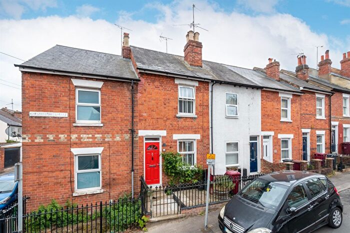 2 Bedroom Terraced House To Rent In Chesterman Street, Reading, RG1