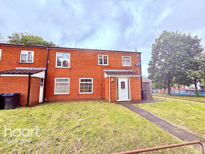 4 Bedroom Semi-Detached House To Rent In Ruston Street, Birmingham, B16