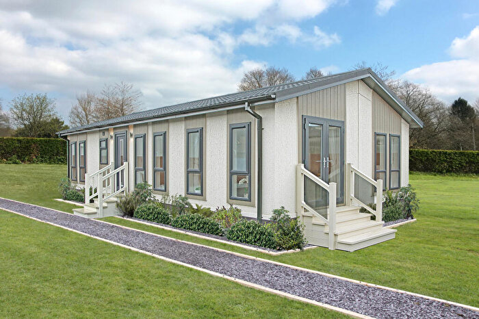2 Bedroom Park Home For Sale In Pevensey, East Sussex, BN24