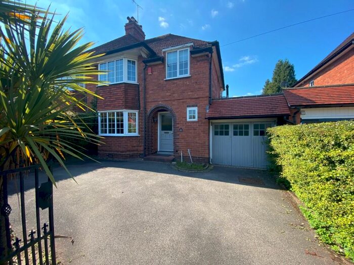 3 Bedroom Semi-Detached House To Rent In Grange Road, Dorridge, Solihull, B93