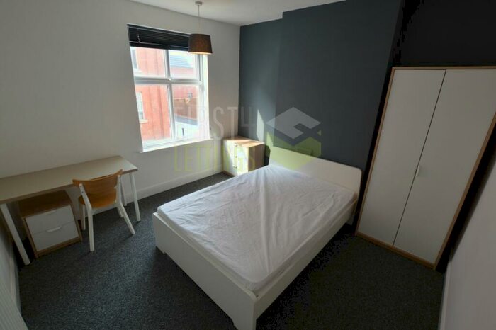 3 Bedroom Terraced House To Rent In Wordsworth Road, Clarendon Park, LE2