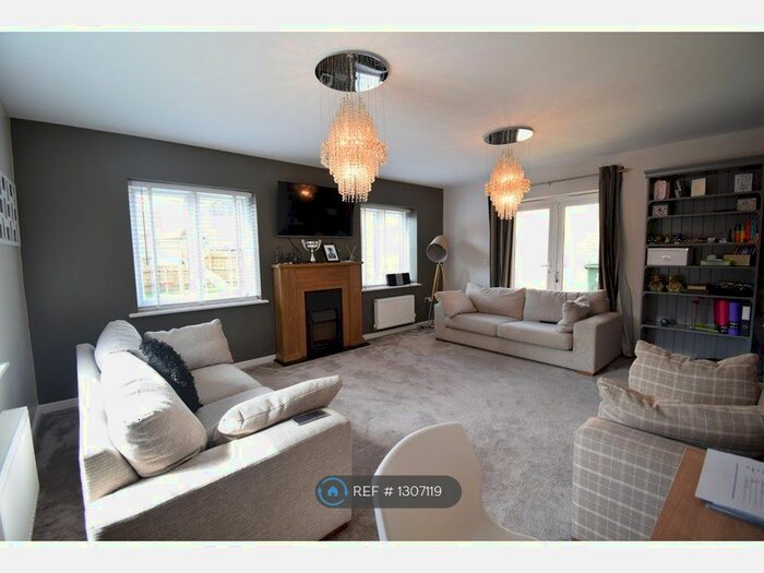 4 Bedroom Detached House To Rent In Beech Tree Road, Maidstone ME15