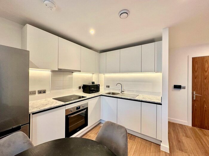 1 Bedroom Flat To Rent In Gulson Road, Coventry, CV1