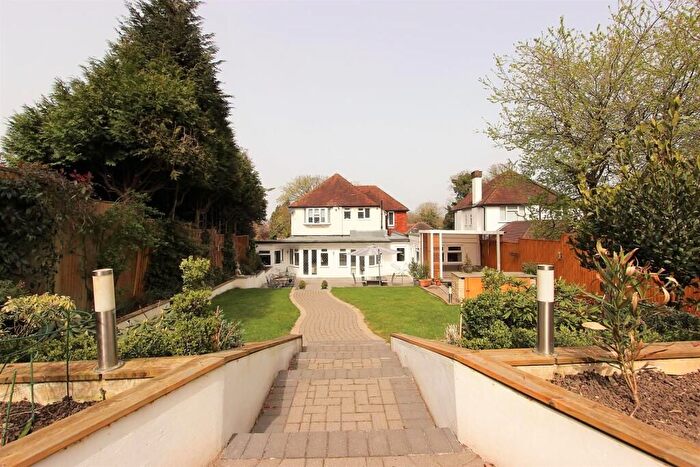 5 Bedroom Detached House For Sale In Burgh Wood, Banstead, SM7