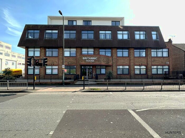 1 Bedroom Flat To Rent In Burlington Road, New Malden, KT3