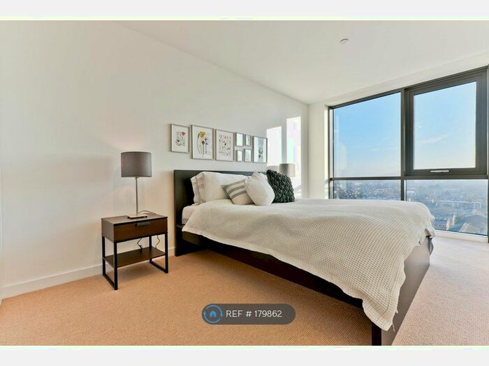 2 Bedroom Flat To Rent In Fuse Building, London, E8