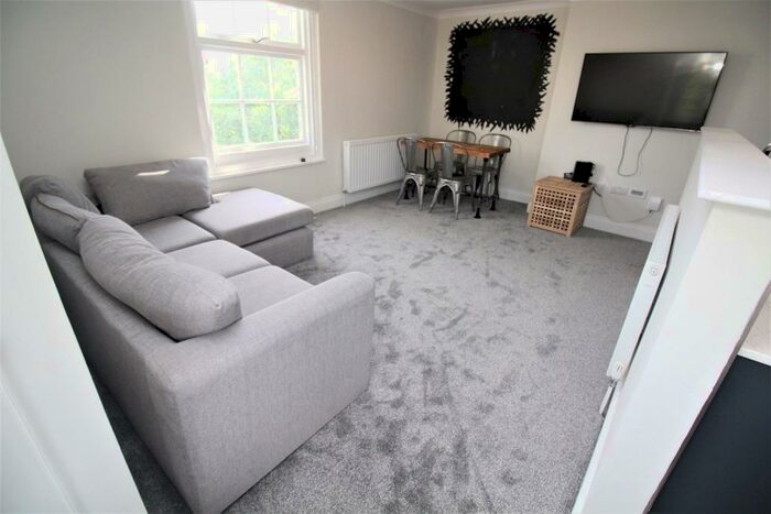 4 Bedroom Apartment To Rent In Picton Manor, City Centre, Newcastle Upon Tyne, NE1