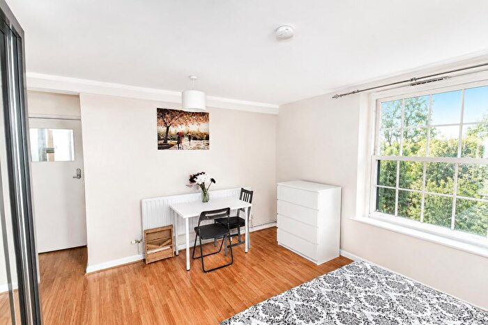 5 Bedroom Flat For Sale In Hollybush House, Hollybush Gardens, E2